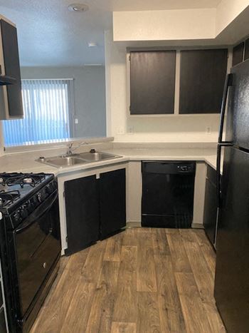 Upgraded kitchen, shower and bathroom fixtures